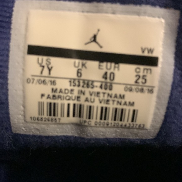 Air Jordan 12 Retro 'Deep Royal' Mens Sneakers. Kids/boys. Deep Royal Blue. - Picture 3 of 6